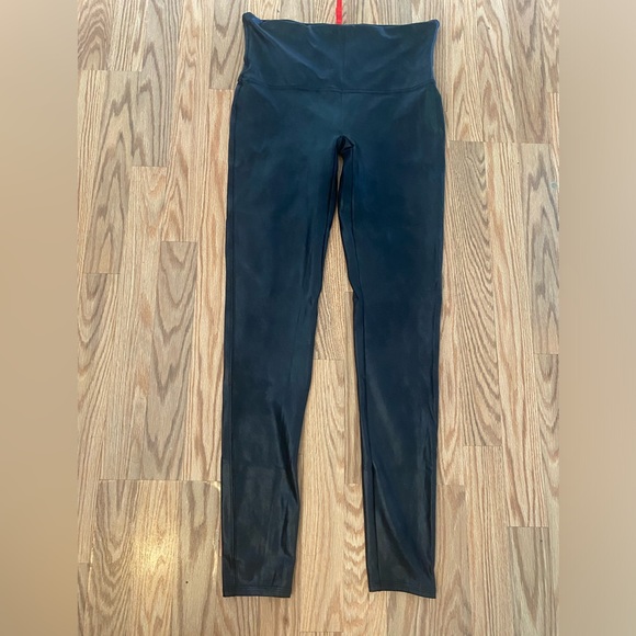 Spanx Faux Leather Leggings - Picture 2 of 6